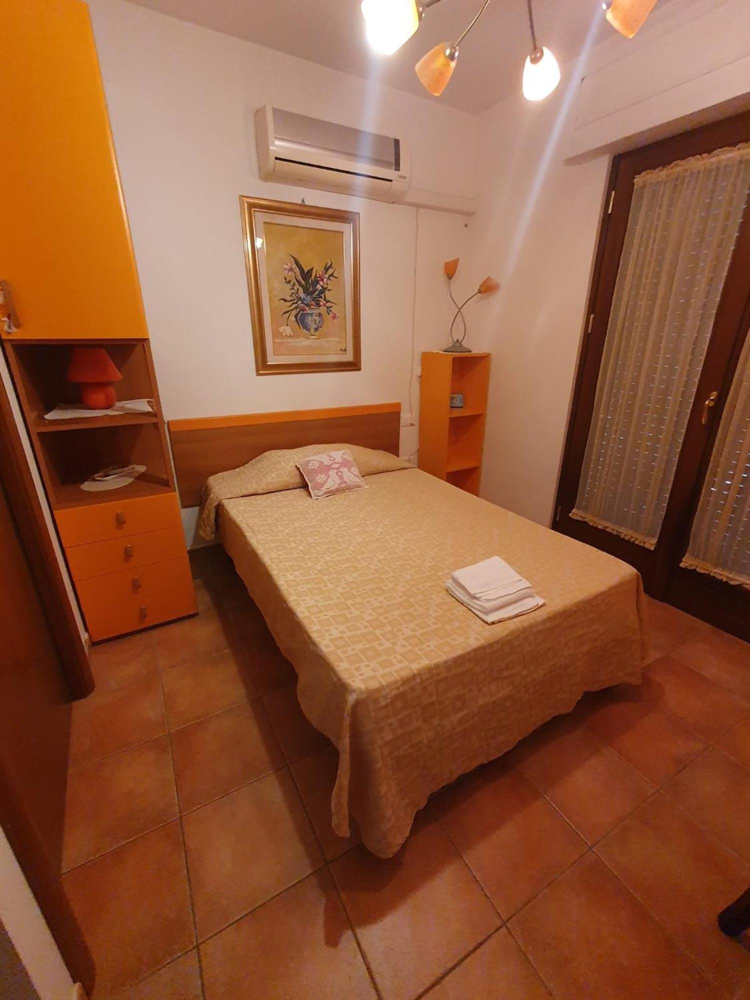 B&B "Za' Vittoria"#Lagodibomba 外观 照片